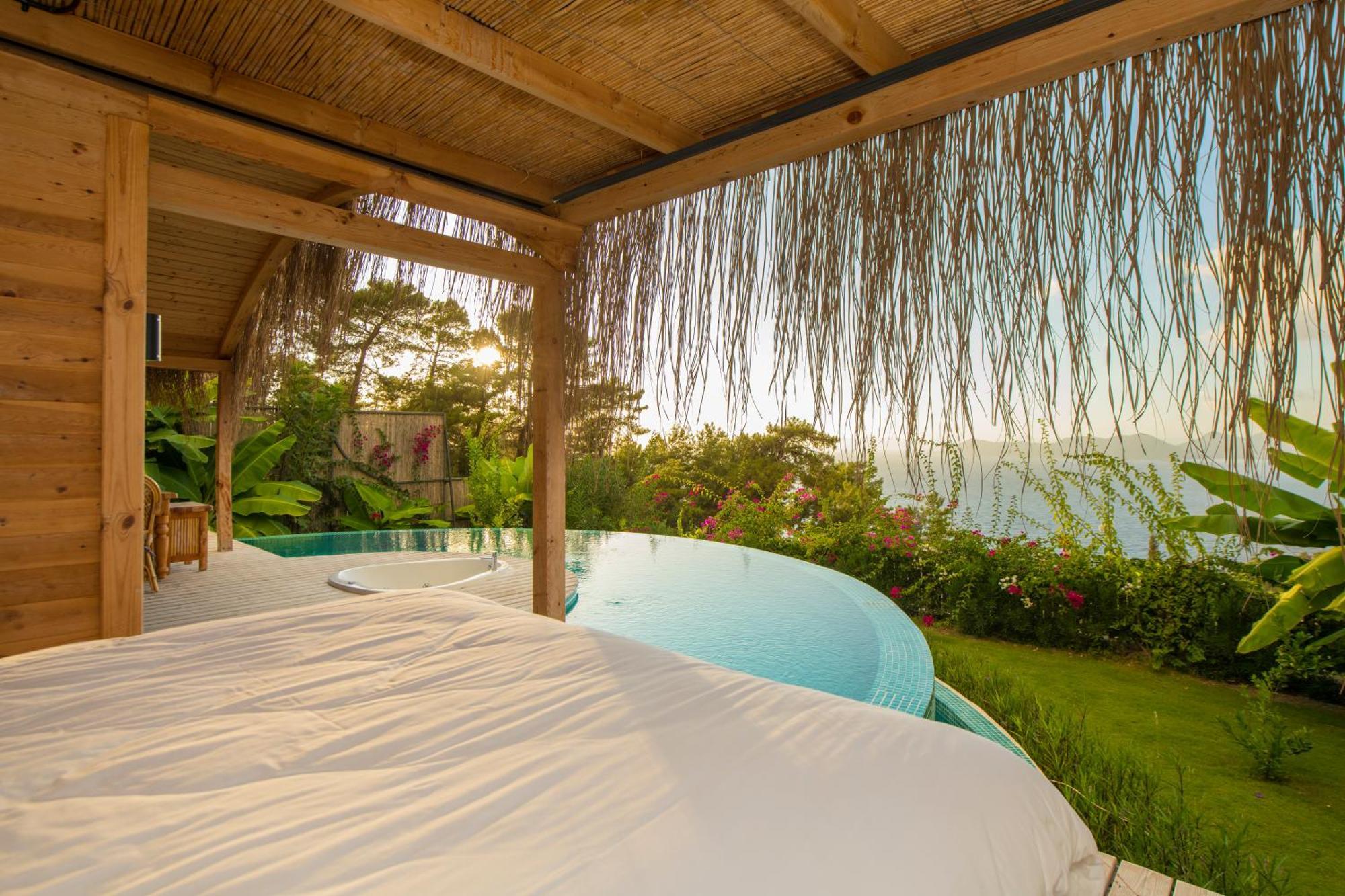 Seaview Faralya Hotel Exterior photo