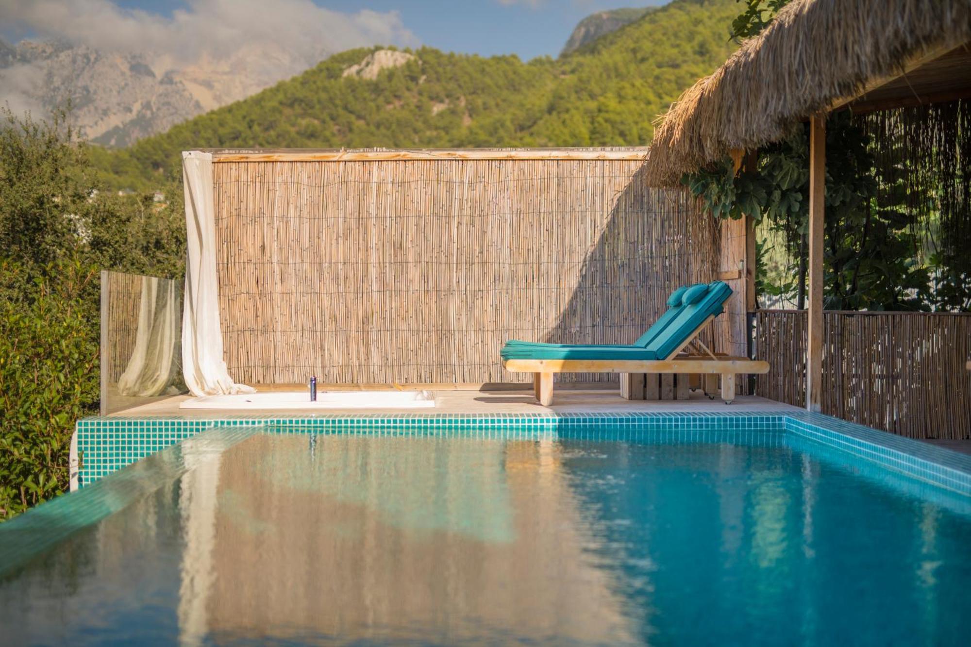 Seaview Faralya Hotel Exterior photo