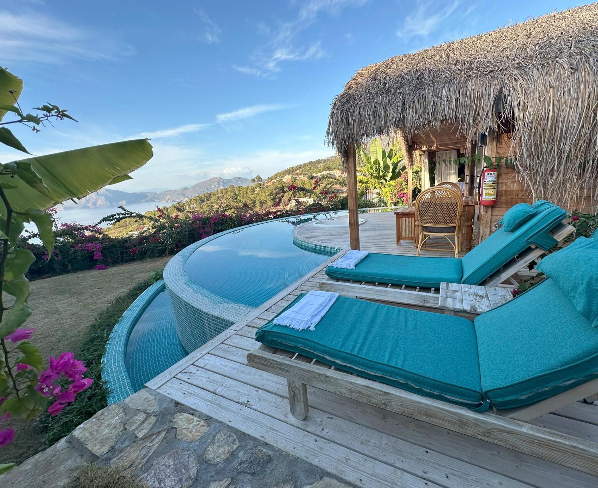 Seaview Faralya Hotel Exterior photo