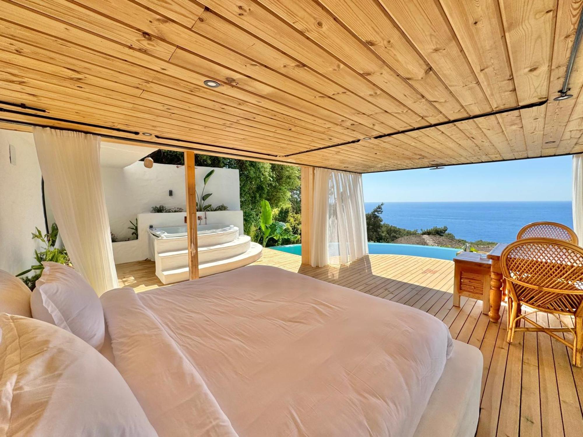 Seaview Faralya Hotel Exterior photo
